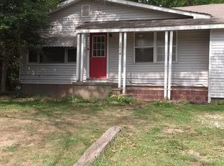 382 San Francisco Rd #B, Carbondale, IL 62901