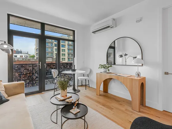 38-27 32nd St, Long Island City, NY