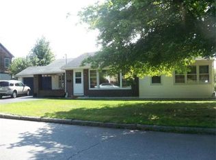 142 Lawton St, Somerset, MA 02725