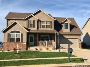 1728 Retriever Ln, Washington, IL 61571