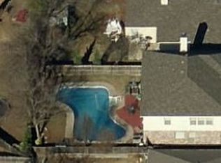 13713 Lost Spurs Rd, Roanoke, TX 76262