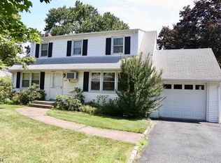 148 Cedar St, East Hanover, NJ 07936