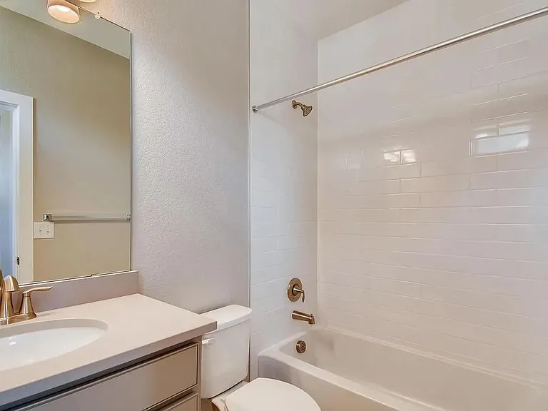 16123 Swan Mountain Dr — Photo 17
