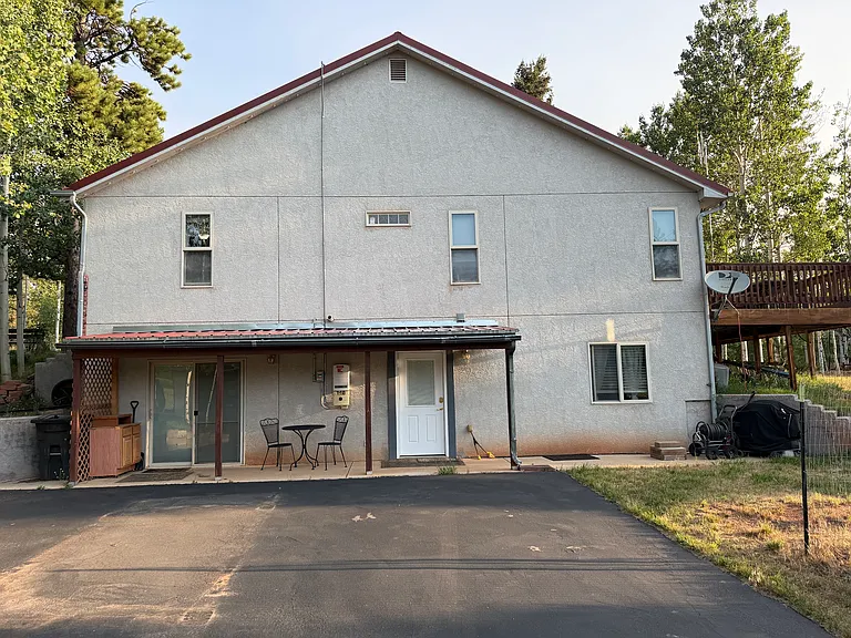 1051 Wagon Pl #2 — Photo 8