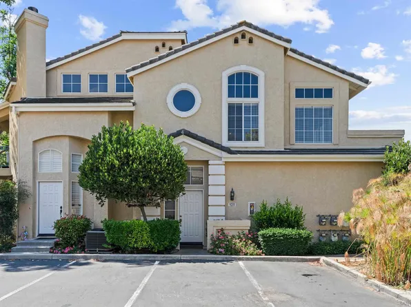 11311 Provencal Pl, San Diego, CA 92128