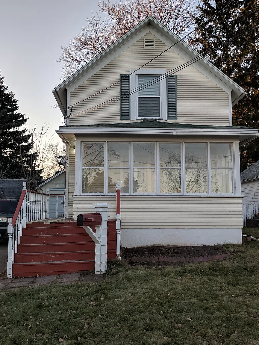 809 June St photo 1