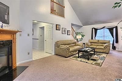 2nd image of 211 Kings Hwy