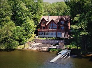 24324 Butternut Dr, Sturgis, MI 49091