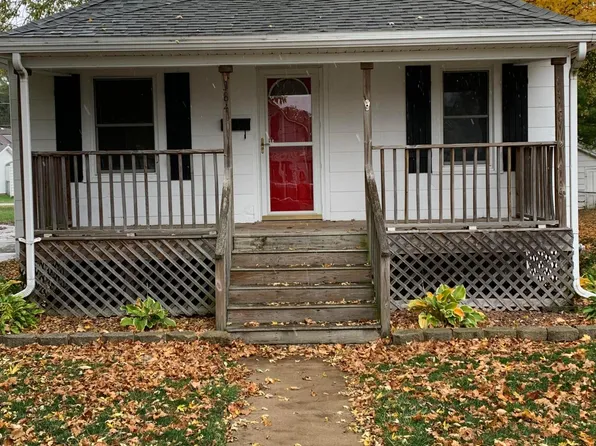 384 N Forest Ave, Bradley, IL 60915