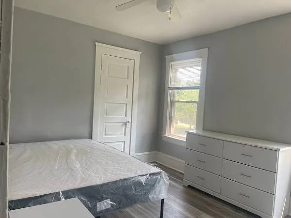 9202 Edmunds Ave #4 — Photo 12