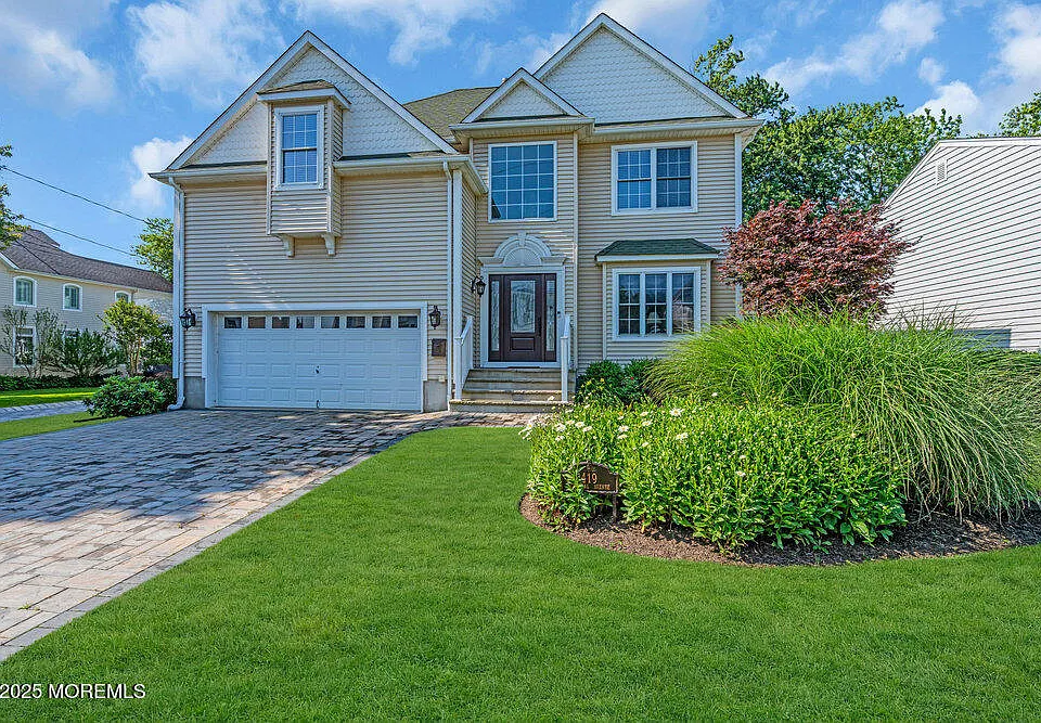 419 Central Ave