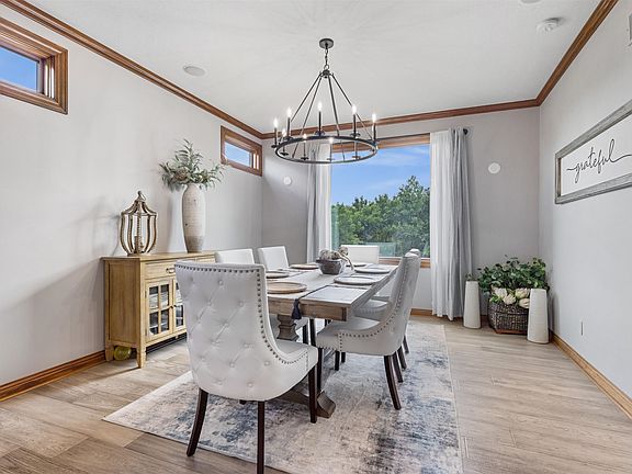 5th image of 12538 Leighton Dr