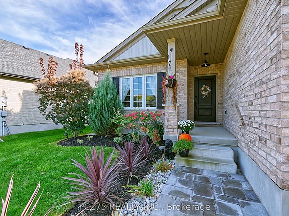 5th image of 409 Beamish St
