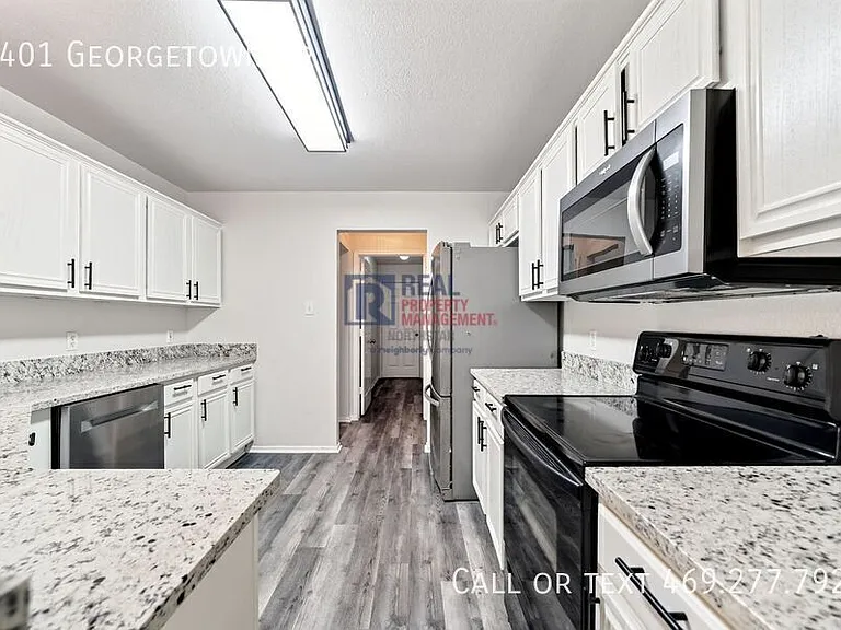 3401 Georgetown Dr — Photo 10