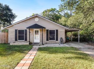 307 Hilltop Cir, Lafayette, LA 70501
