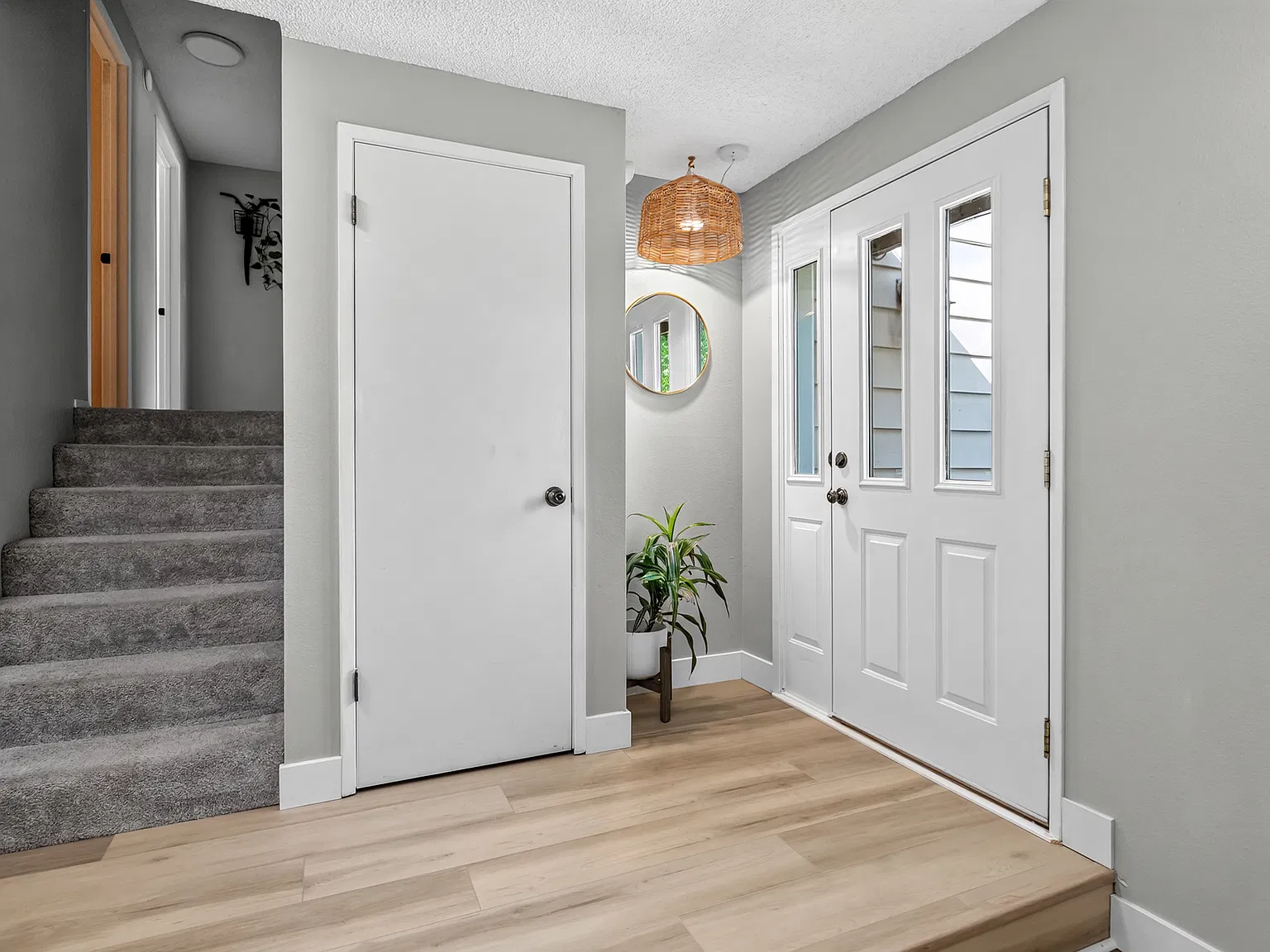 3 bed, 1596 sqft, $3,000 — Photo 3