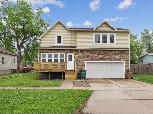 131 10th St, West Des Moines, IA 50265