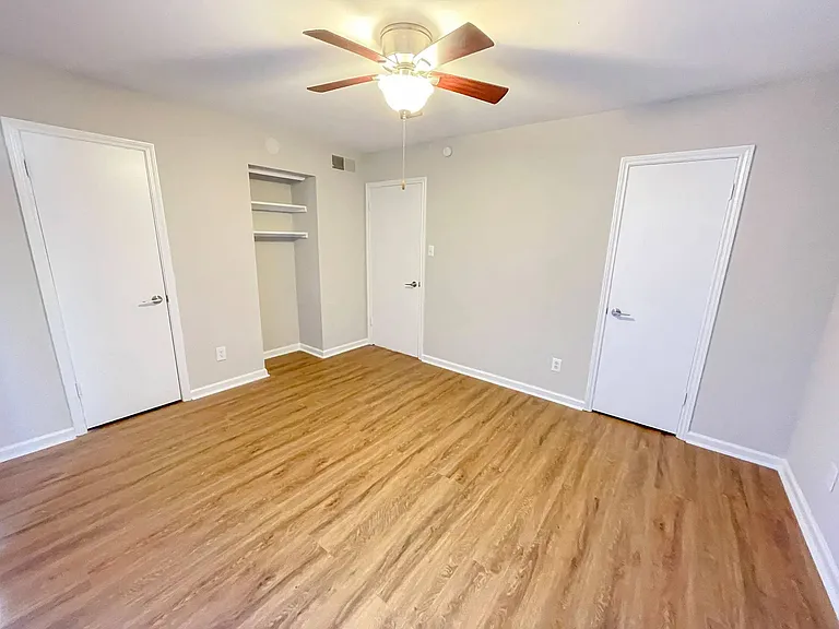 Signature at Southfield Apartments — Photo 11