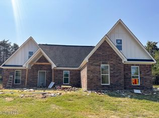 176 Carrington Rd, Byhalia, MS 38611