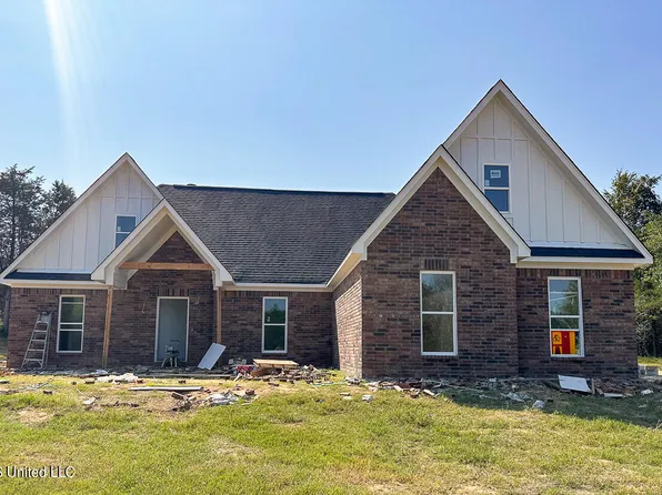 176 Carrington Rd, Byhalia, MS 38611