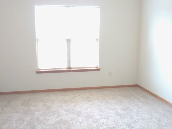 5th image of 2849 W Drexel Ave Unit 606