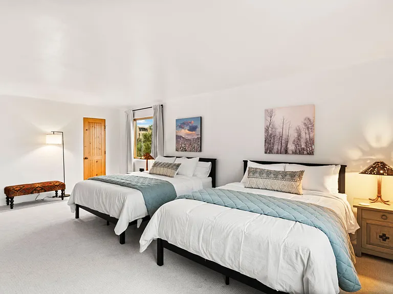 858 Camino Del Este — Photo 42