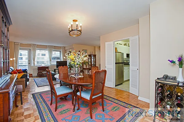 Sold by NextStopNY | media 2
