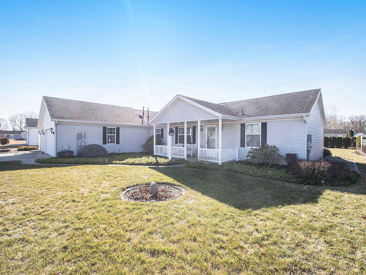 29634 Roscommon Dr Elkhart In 46514 Zillow