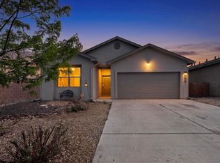 2700 Rio Del Norte, Santa Fe, NM 87507