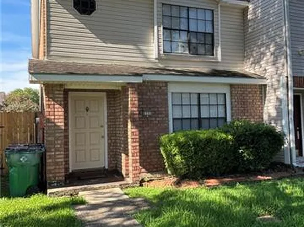 2332 Oxford Pl, Gretna, LA 70056