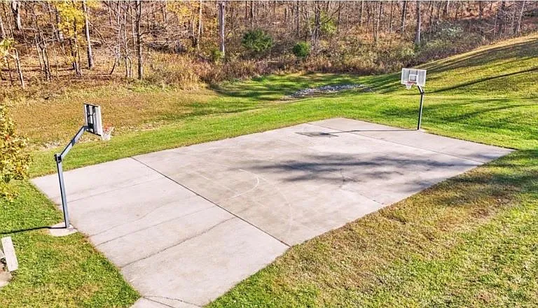 104 Hickory Grove Ct — Photo 8