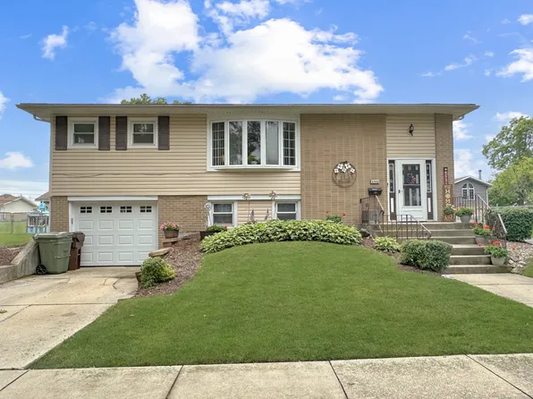 5753 150th St, Oak Forest, IL 60452