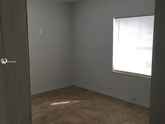 5th image of 2633 Johnson St #2633