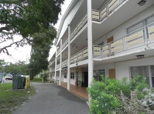 911 Washington Ave APT 112, Largo, FL 33770