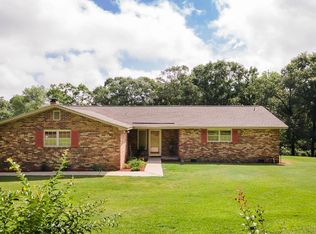 140 Bradley Rd, Fort Mitchell, AL 36856