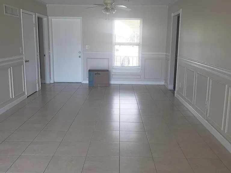 510 Prosperity Farms Rd #4B — Photo 5