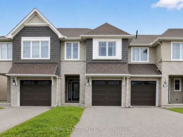 105 Eric Maloney Way, Ottawa, ON K1T 0R2