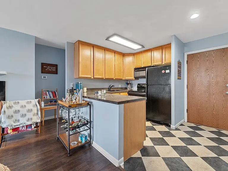 5810 Oakwood Dr #3E — Photo 14