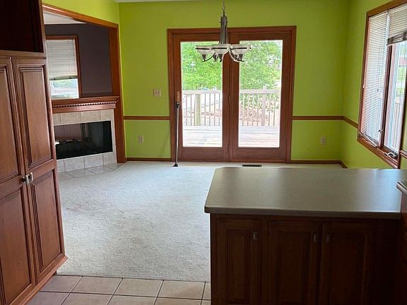 4th image of 1031 Deer Cliff Ct