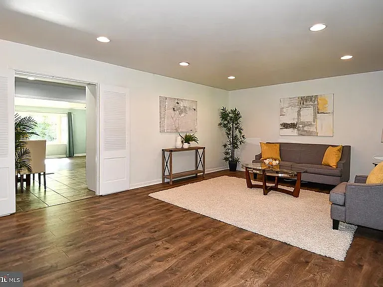 3306 Moreland Pl — Photo 7