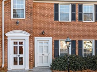 325 Hanover Arms Ct, Winston Salem, NC 27104