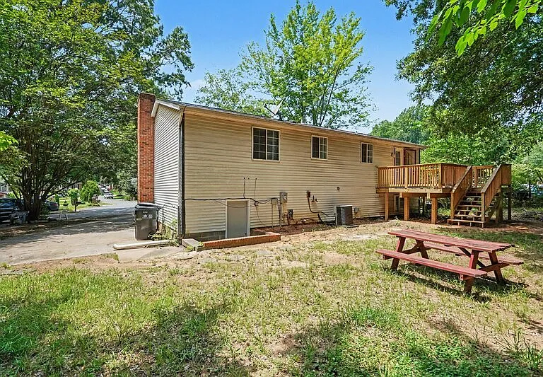 6201 Turtle Neck Ln — Photo 25