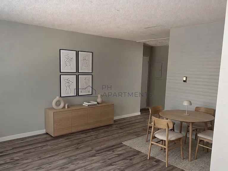Malibu Manor — Photo 6