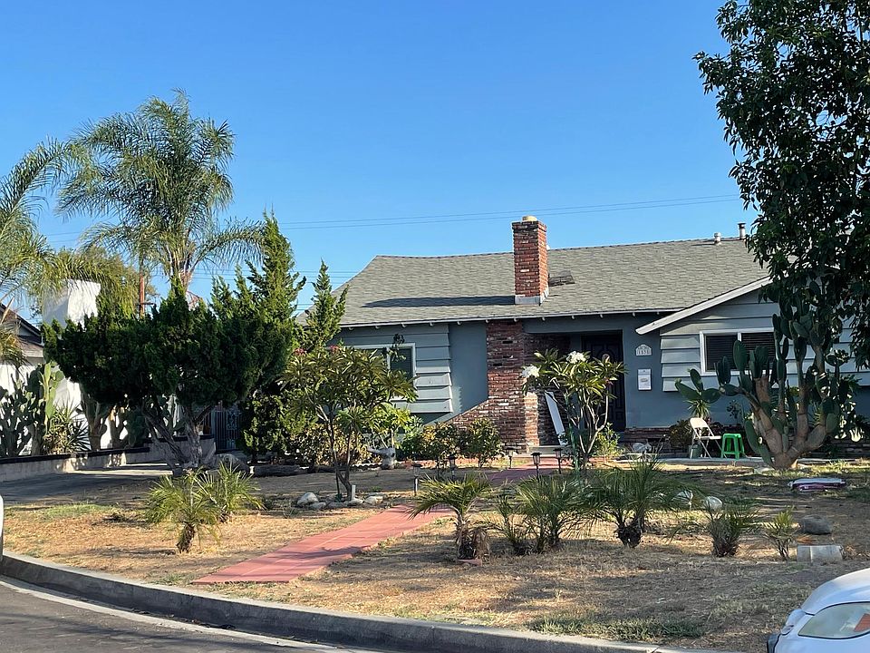 2nd image of 1538 E Larkwood St