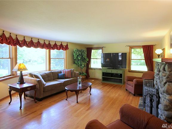 4th image of 2630 Haig Ct SE