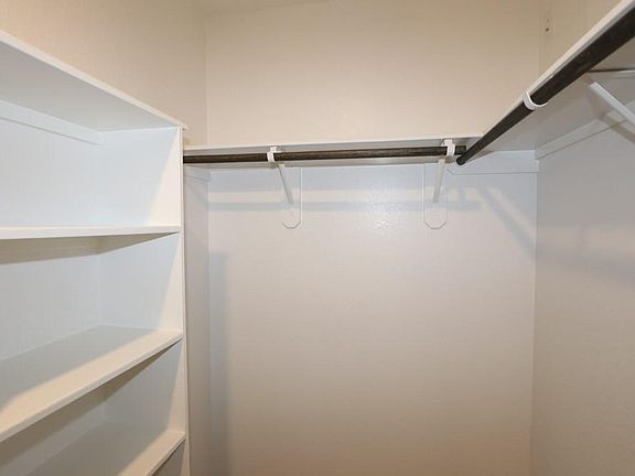 3rd image of 2508 Clydesdale Ln