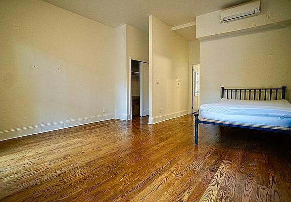 4th image of 263 W 131st St #2