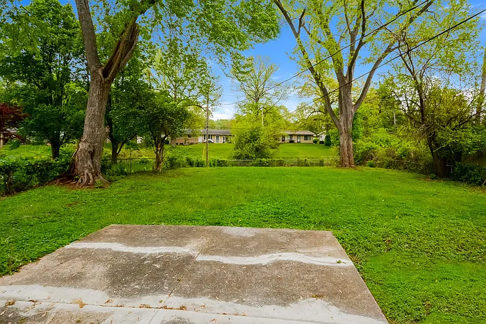 10720 Hallstead Dr — Photo 15