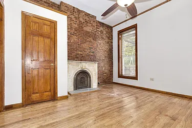 Rented by R New York