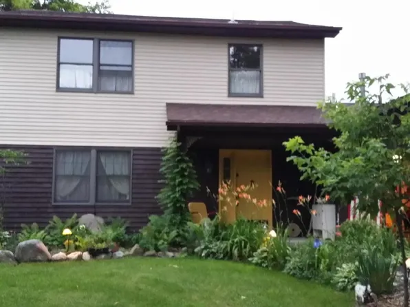 310 N Pine St, Grand Junction, MI 49056